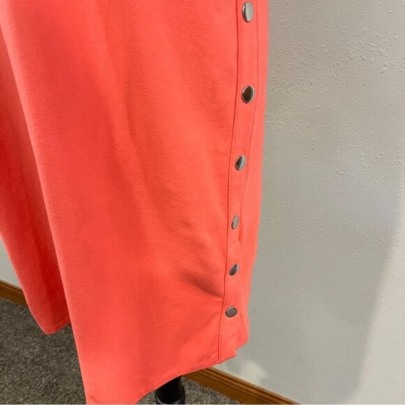 Coral Sleeveless knee length Dress with Side Buttons - Picture 4 of 13